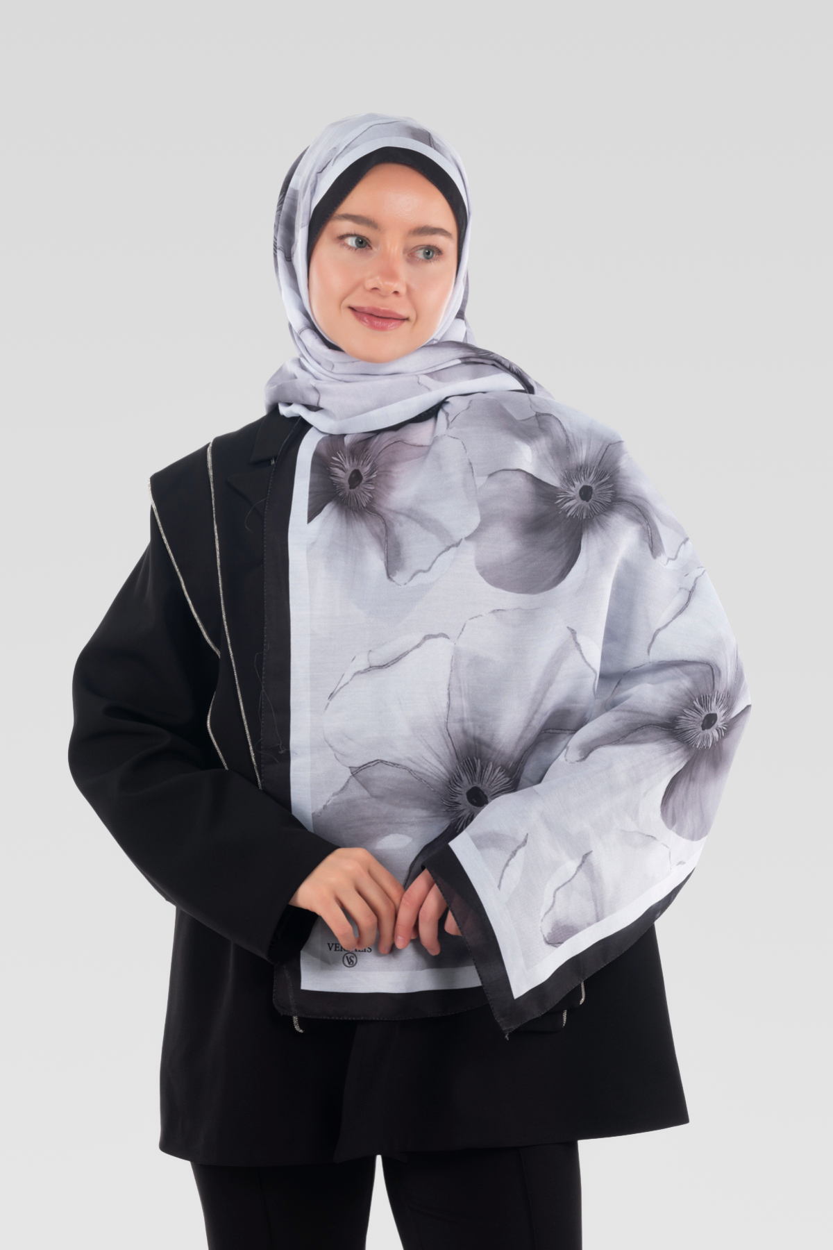 So Soft™ Scarf | Blush Flora - Gray White Coolness